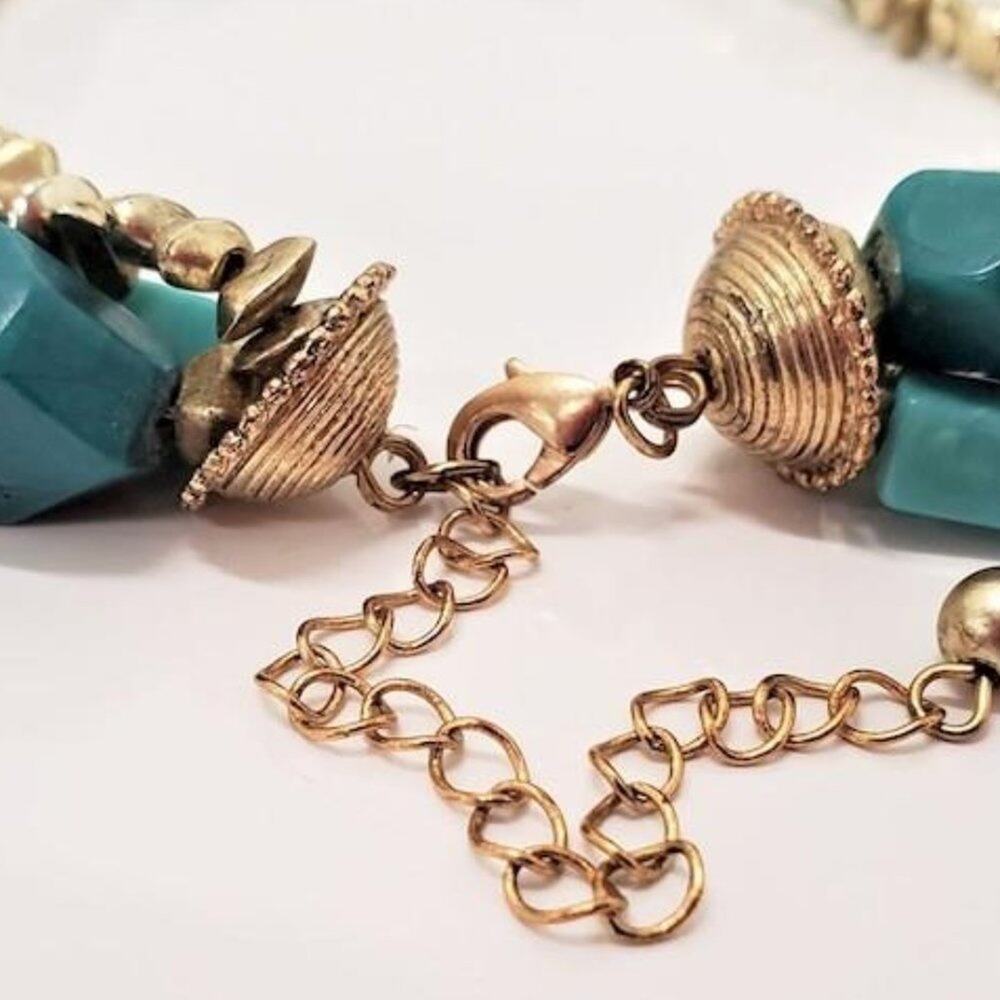 Vintage Triple Contrast Strand Faux Turquoise Medallion Statement Necklace - Picture 8 of 11